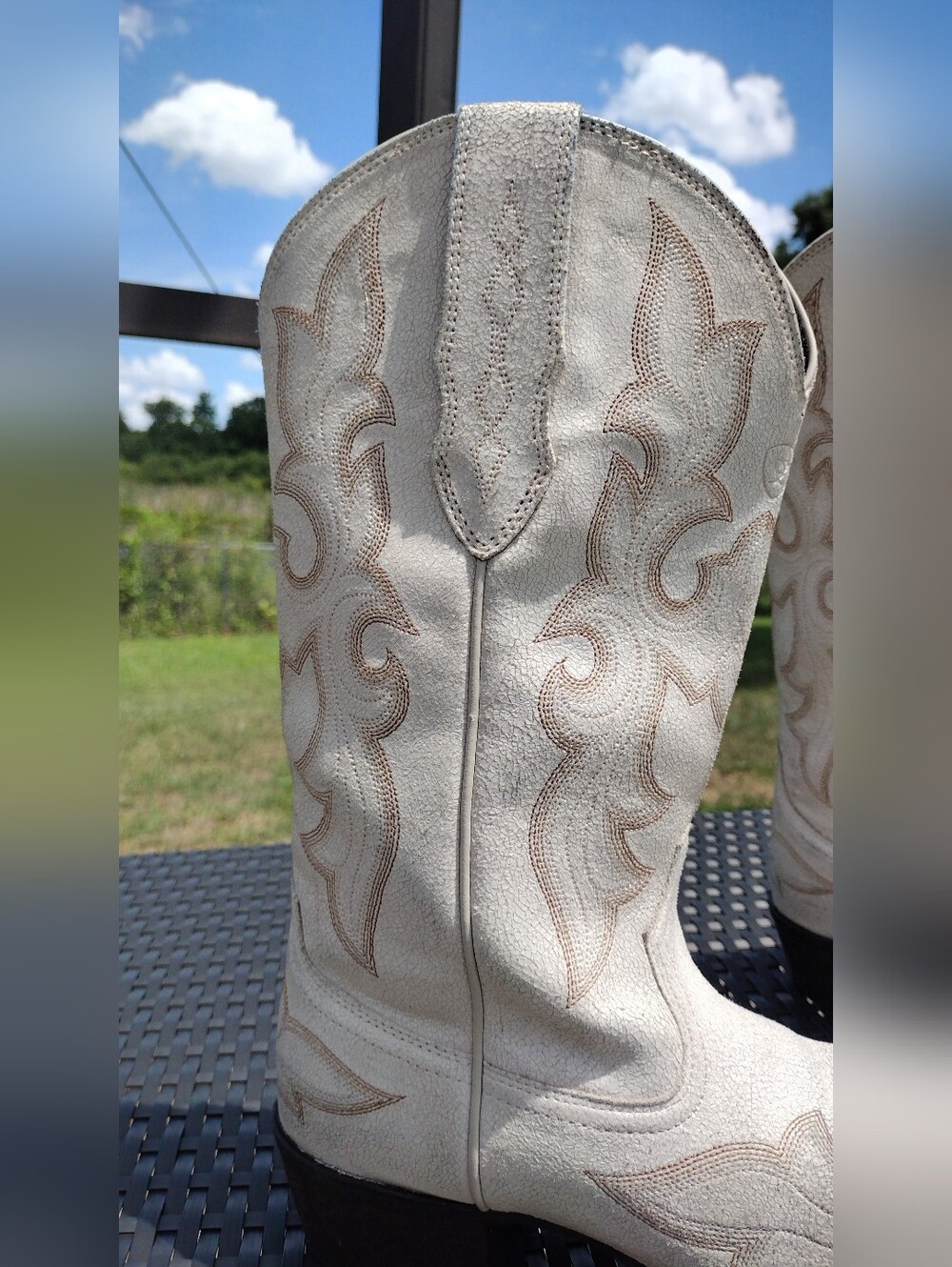 Ariat Cream Western Heeled Cowboy Boots with Brown Heel - Picture 9 of 16
